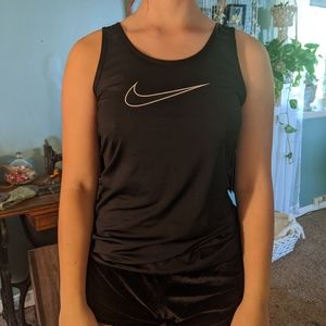 NWT Nike tank